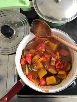 毎土曜日にあるマルシェで買った野菜で作ったラタトゥイユ