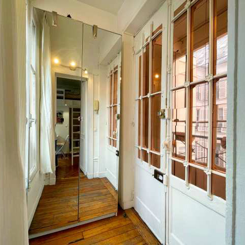 9区グランブルバールのアパルトマン