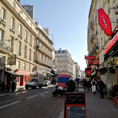 9区グランブルバールのアパルトマン