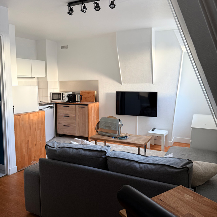 パリ16区ステュディオ